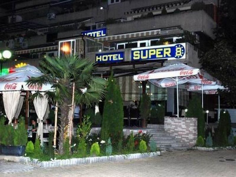 Hotel Super 8 Skopje Bagian luar foto
